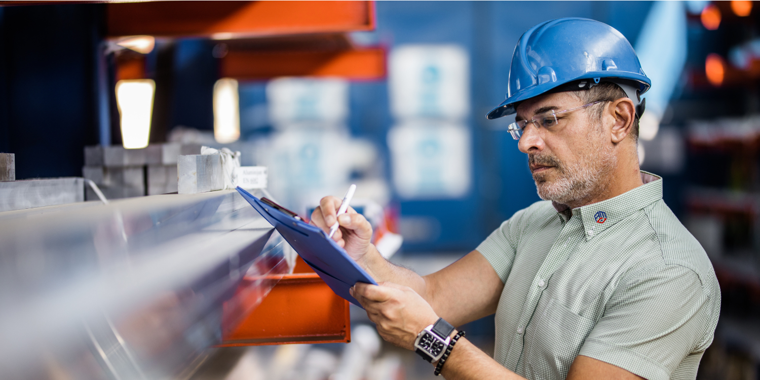 Qualitätsmanager bei der Arbeit