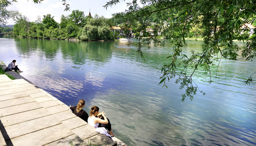 Schulen Aarau: Nach dem Unterricht die Aare geniessen