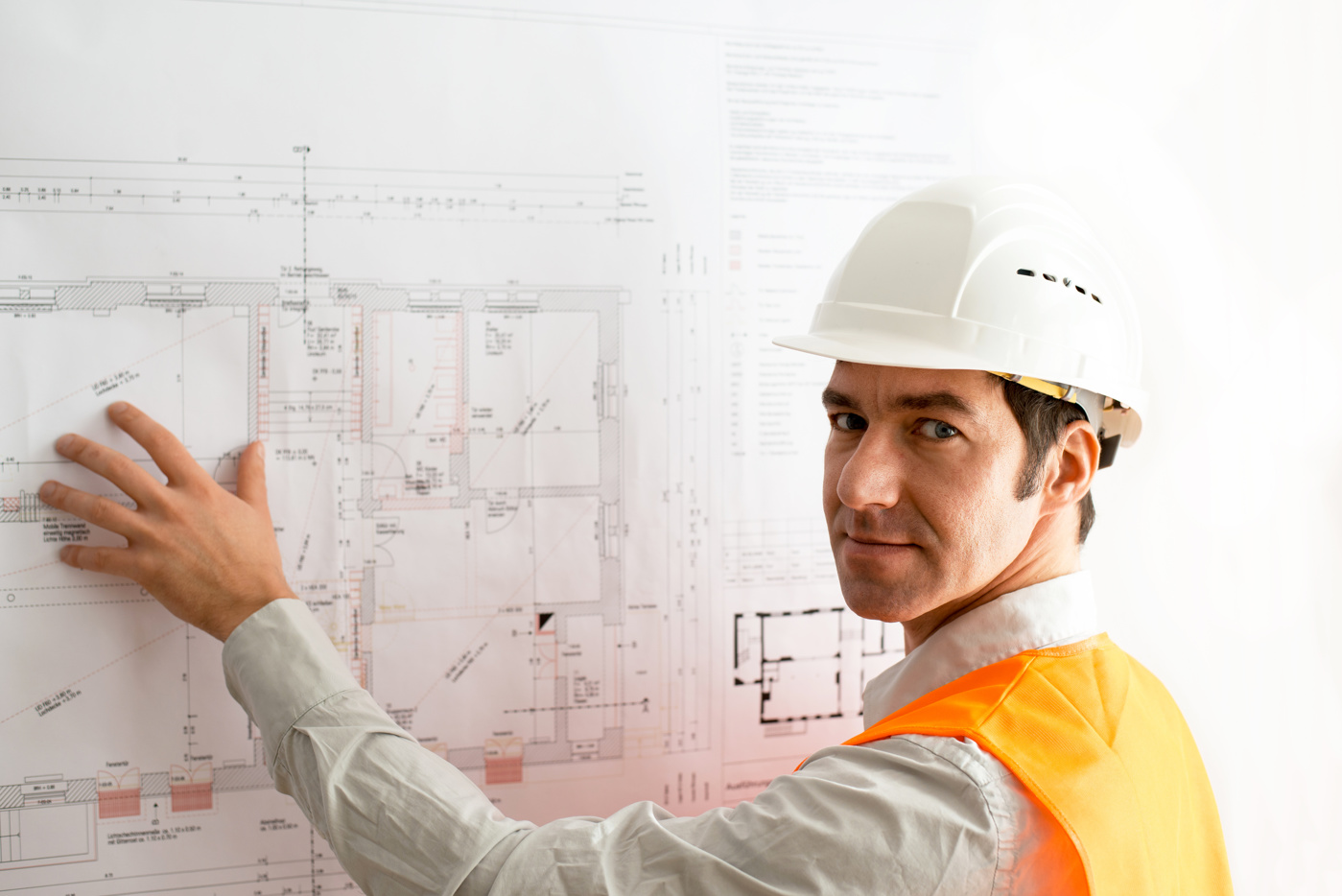 Mit einem Bauingenieurwesen-Studium kann man sich zum Bauingenieur oder Techniker HF Bauplanung weiterentwickeln.