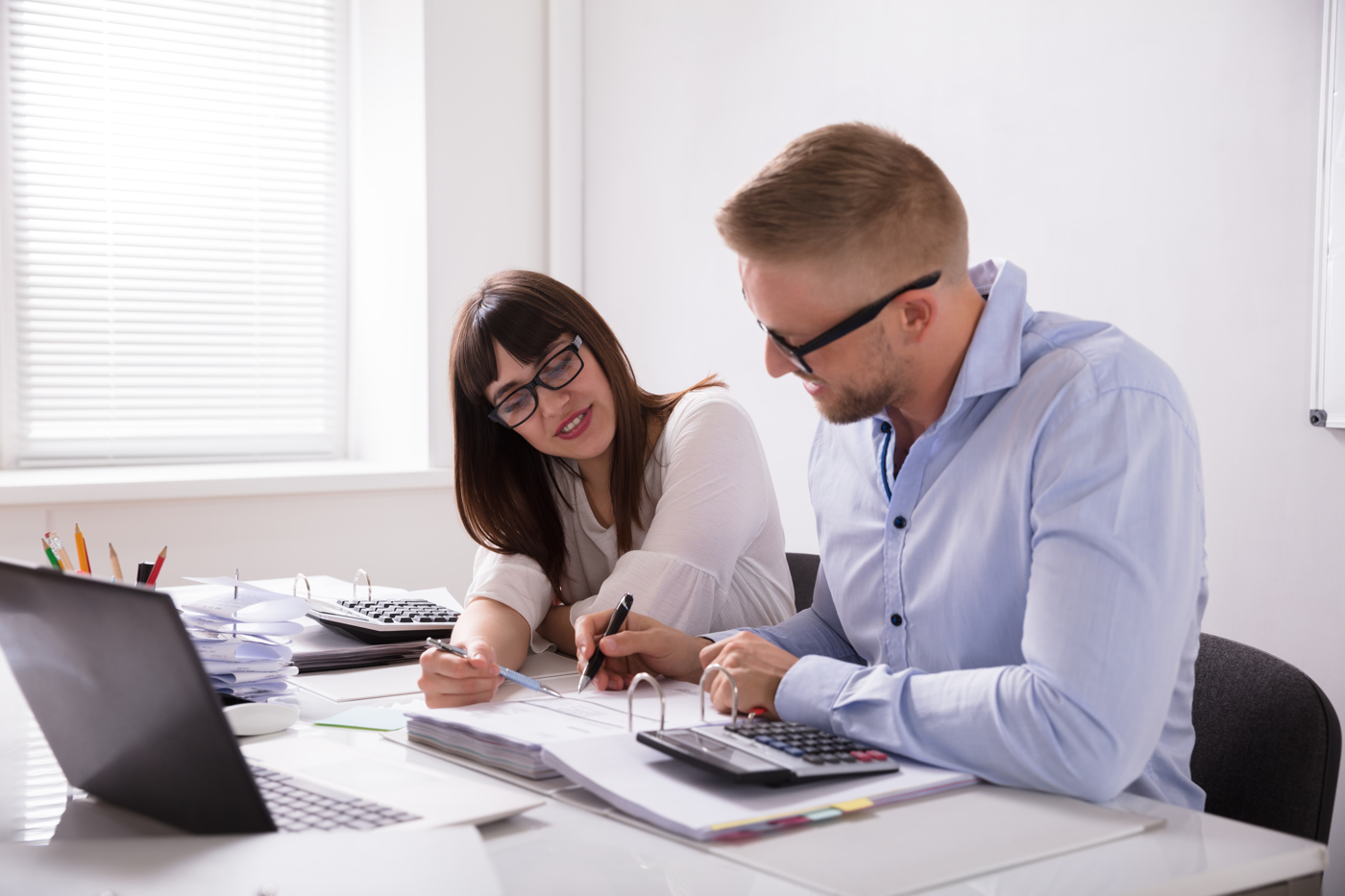 Finanzfachleute bei der Arbeit
