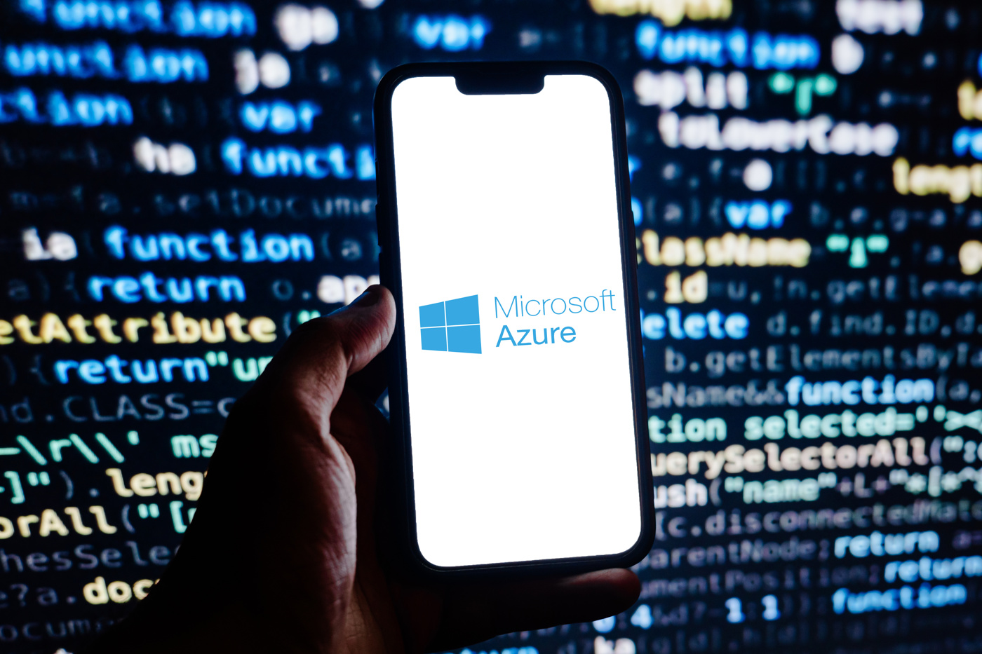 Ein Microsoft Azure-Kurs vermittelt Kenntnisse über Cloud-Konzepte, die wichtigsten Azure-Dienste sowie die Azure-Administration und Governance-Funktionen und -Tools.