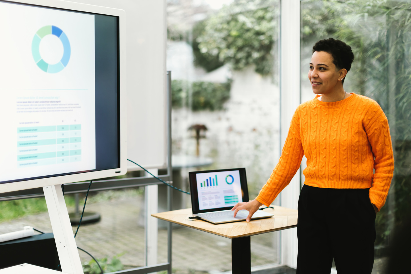 Nach einem Powerpoint-Kurs kann eine gute Präsentation vorbereitet und gehalten werden.