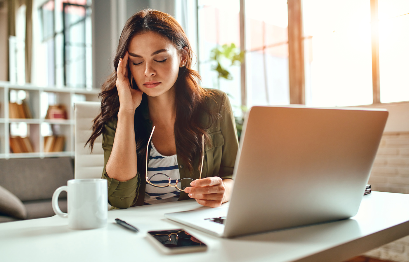 In einem Seminar lernen, wie man unterbewussten Stress abbauen kann - Methoden und Tipps zum Thema erhalten.