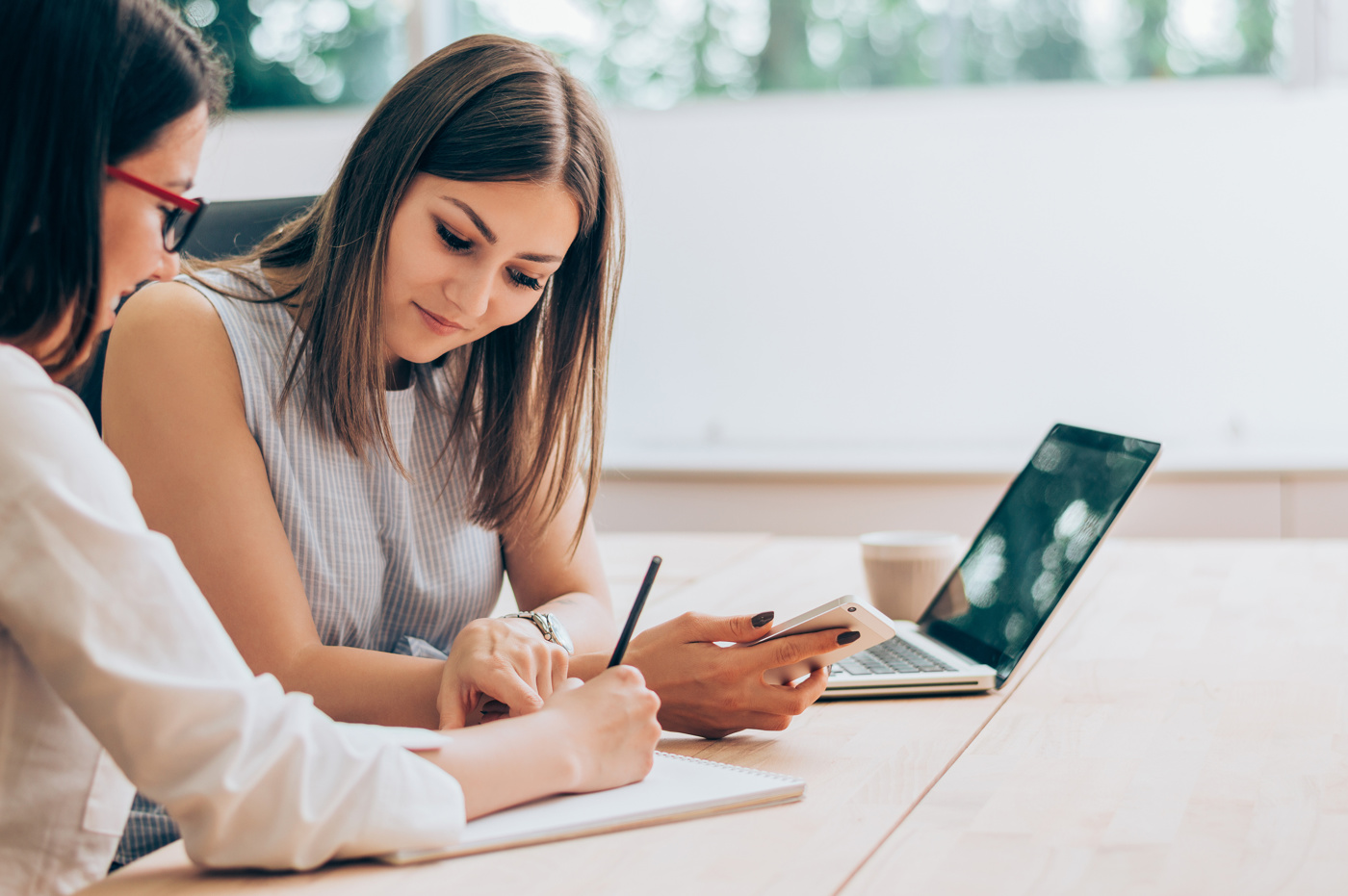 Das Handwerkszeug für Stresscoaching in einer Anti-Stress-Coaching-Ausbildung erlernen.